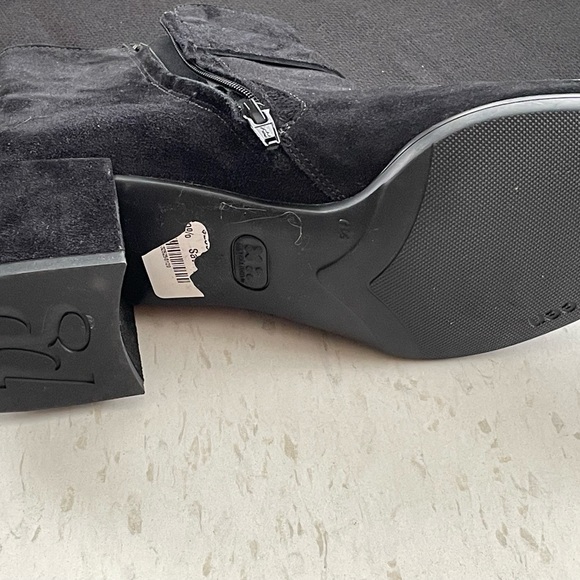 Paul Green distressed suede boots - Picture 8 of 8